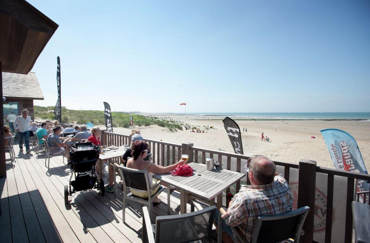 toplocatie Middelkerke frontal sea view Buitenkant foto